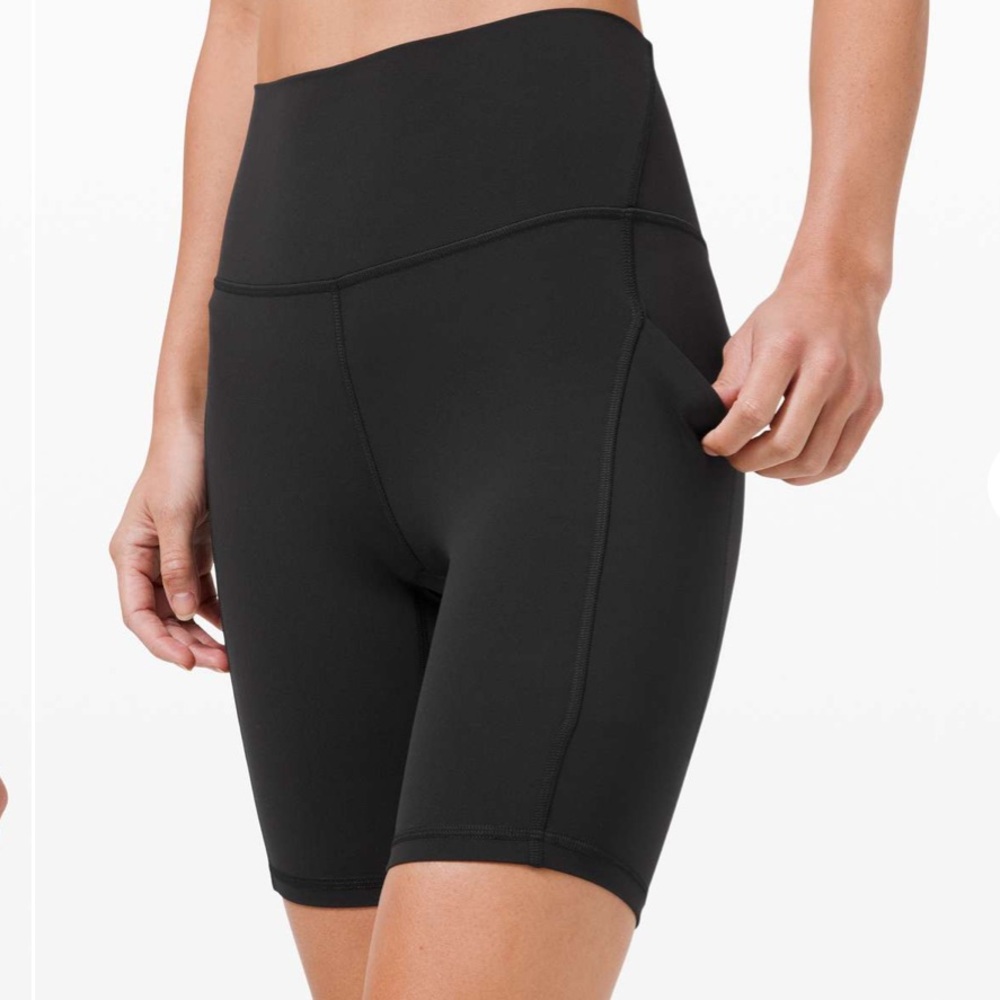 Lululemon Align High Rise Short with Pockets 8"